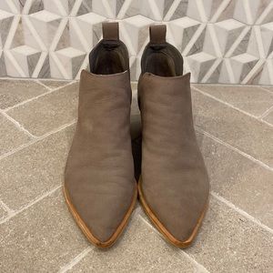 Dolce Vita size 9 booties.